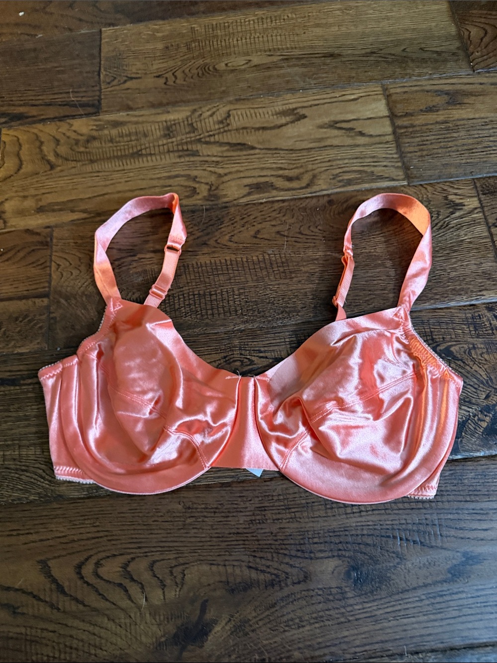 VTG VICTORIA SECRET Women's Satin Underwire Bra - Coral Pink Size 36D